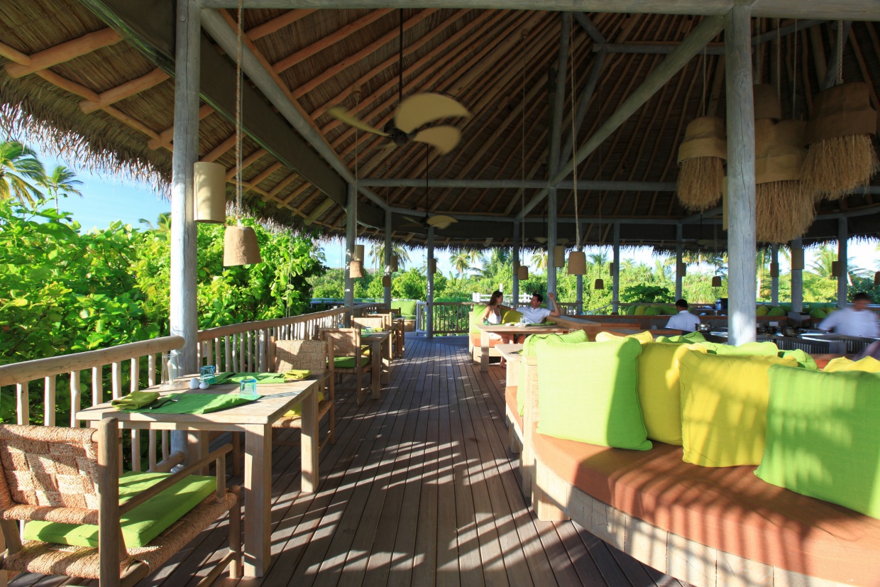 LEAF_Six_Senses_Malediven_Travel_Deluxe