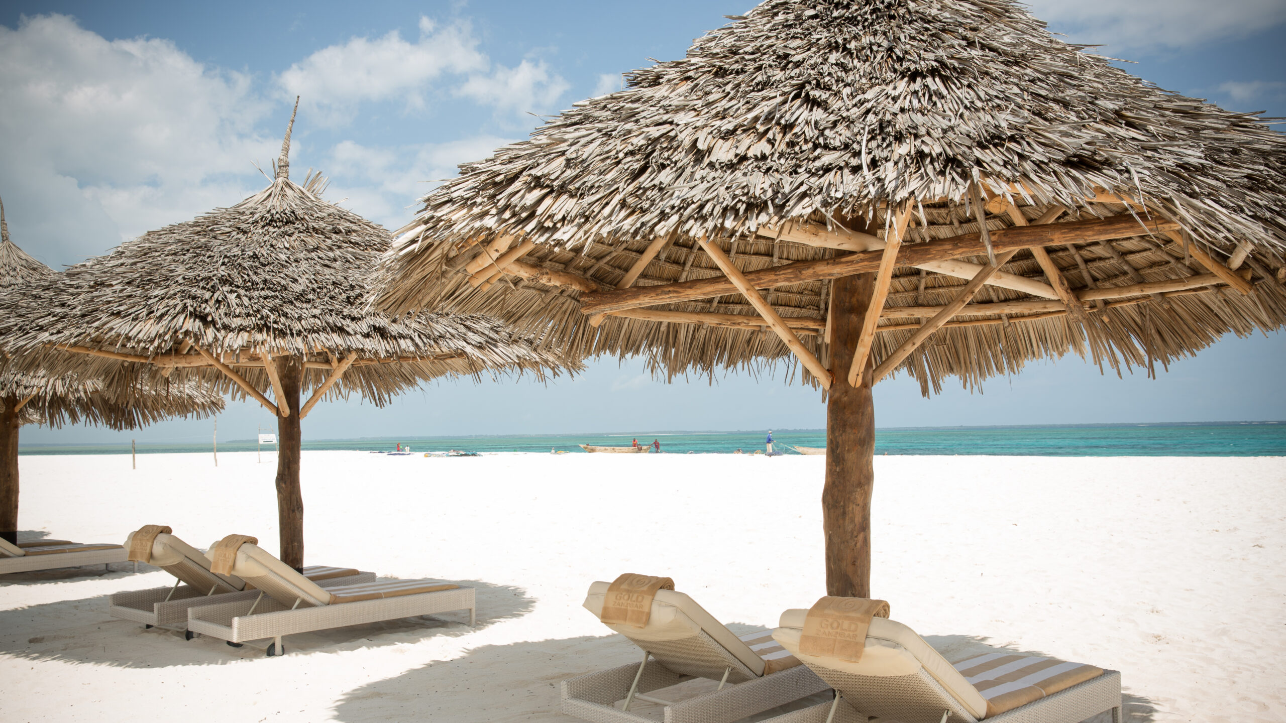 Beach_Gold_Zanzibar_Sansibar_Travel_Deluxe