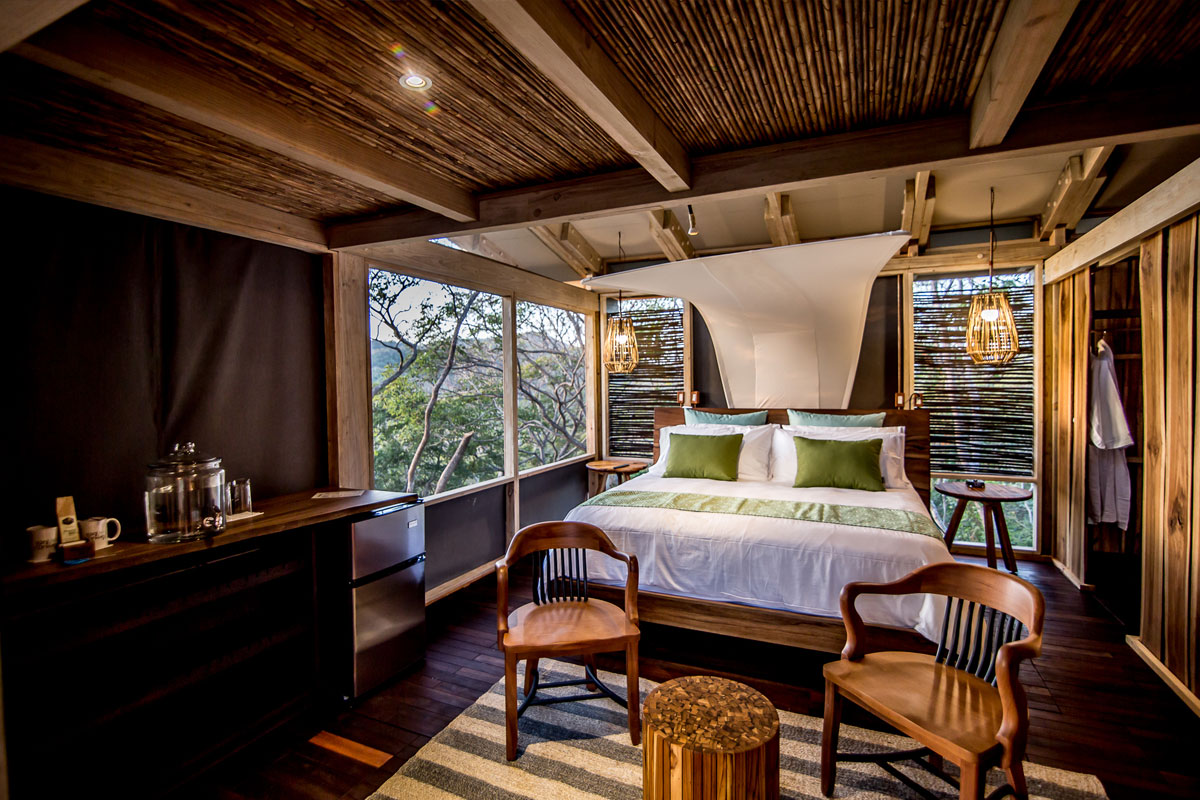 Nicaragua_MorgansRock_bedroom_Travel_Deluxe